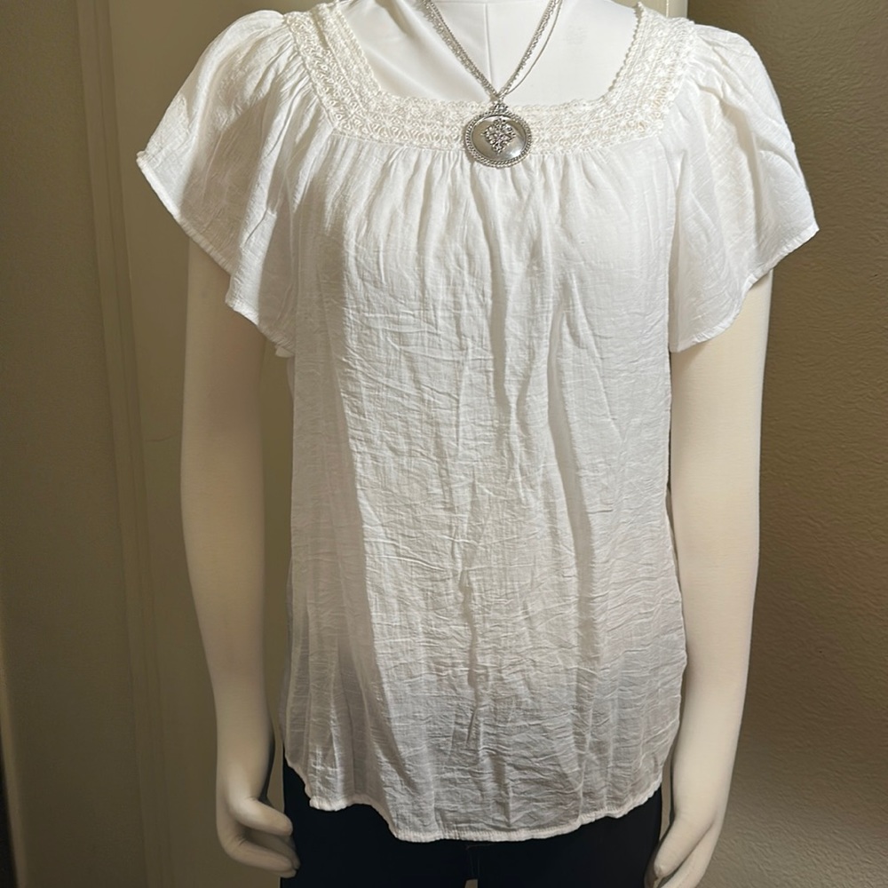 Women’s White Chemise Top